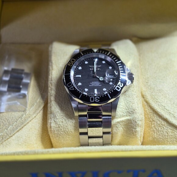 Invicta Dive Watch - Picture 1 of 6